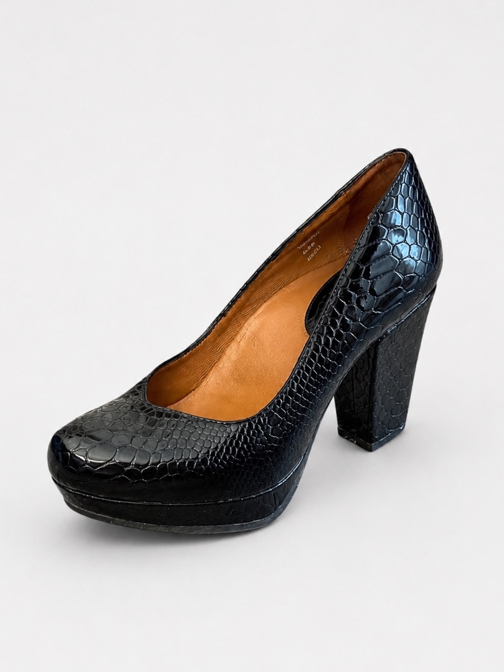 EARTHIES Tarnow Black Patent Leather Platform Pumps, Snake Embossed sz. 6.5